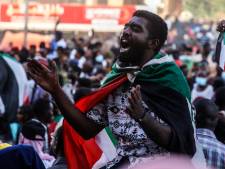 Coupplegers Soedan laten vier gearresteerde ministers vrij