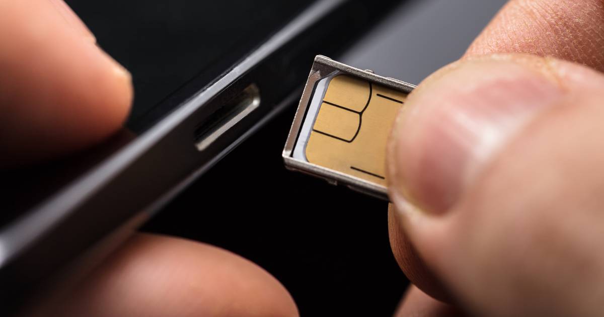 How to Use One Smartphone with Multiple SIM Cards: The Ultimate Solution