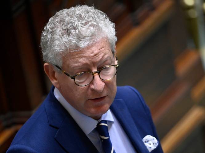 De Crem waarschuwt Belgen in buitenland die daar regels aan hun laars lappen: "Groot risico”