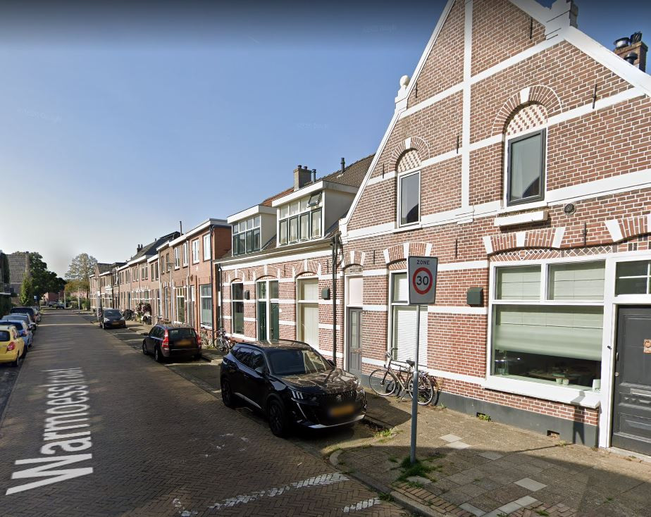 Het begin van de Warmoesstraat in Zwolle.