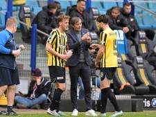 Vitesse-coach Cocu na stadiondeal: ‘Nu moeten wij op het veld presteren’