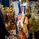 ‘Mijn preses gaat vaak naar bed met schachten. ‘Sinds ik dat lintje heb, heb ik zoveel meer seks’, zei hij’
