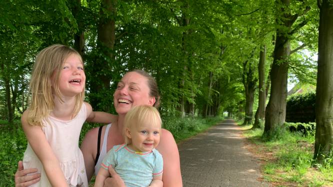 Voormalig fotomodel Christa woont met voormalig MMA fighter Hans precies in het midden