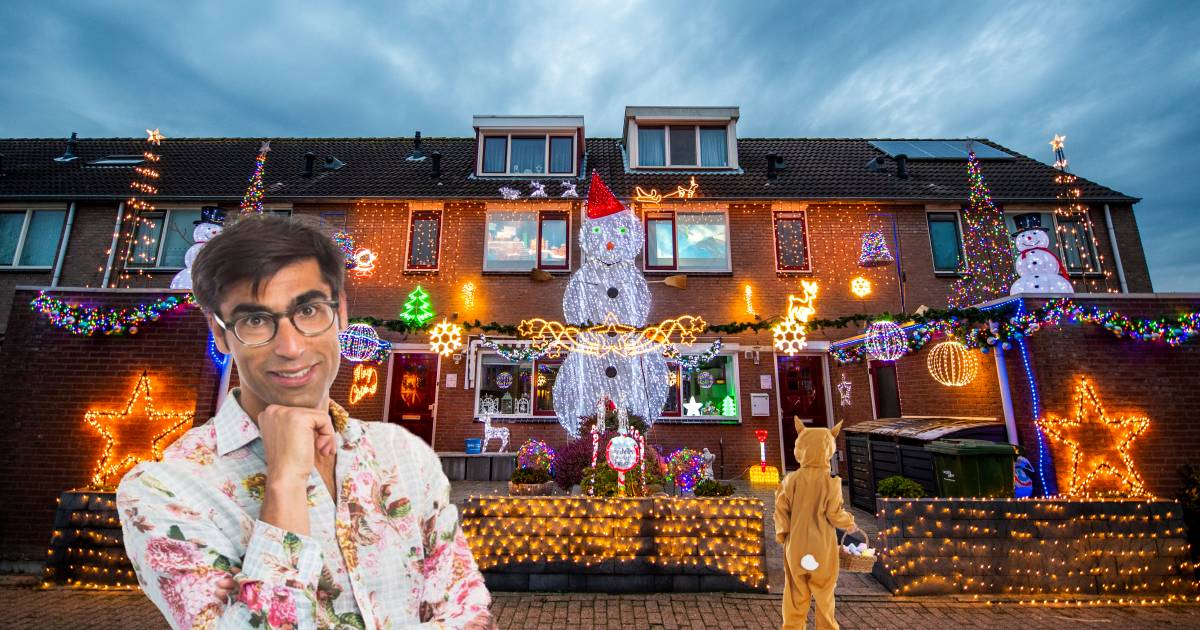 Een kale kerstboom met sinterklaas en op 1 januari een paashaas in de