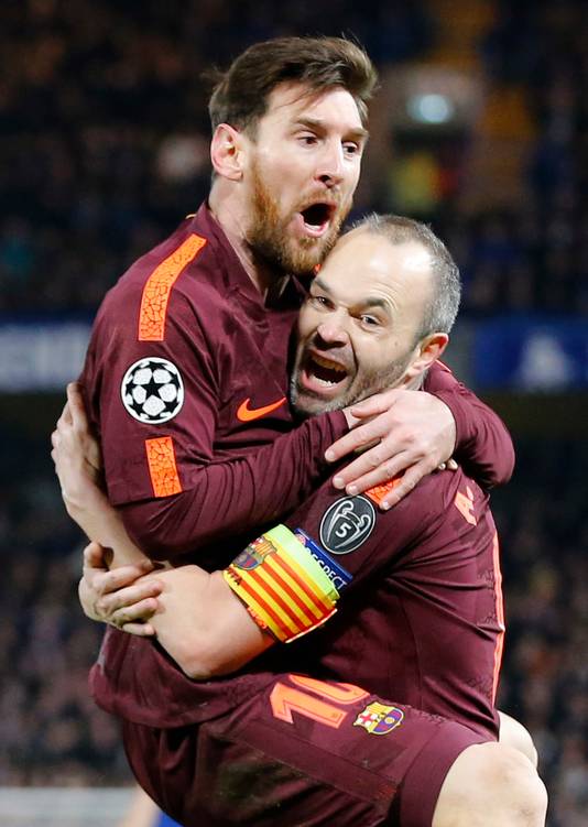 Lionel Messi en Andrés Iniesta, het grote voorbeeld van Pedri.