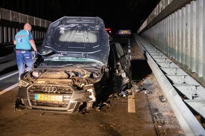 Zwaargewonde bij ongeval met drie auto’s op N268 bij Oud Gastel