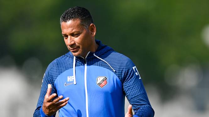 Henk Fraser heeft zin in nieuwe seizoen met FC Utrecht: ‘Een ouwe lul maakt zich niet meer zo druk’