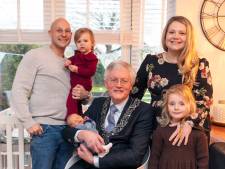 Tilburg bereikt mijlpaal van 225.000 inwoners: ‘Mathias, geboren op de 13e is al een echte Kruik’