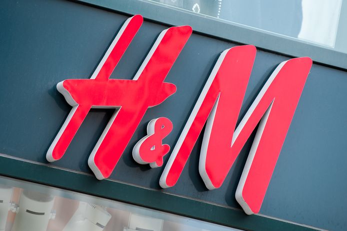Het bekende logo van H&M
