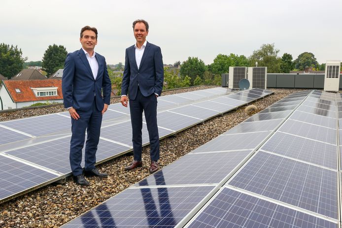 Directieleden Rob van Gennip (rechts) en Frank van Gastel van Scholt Energy in Valkenswaard.