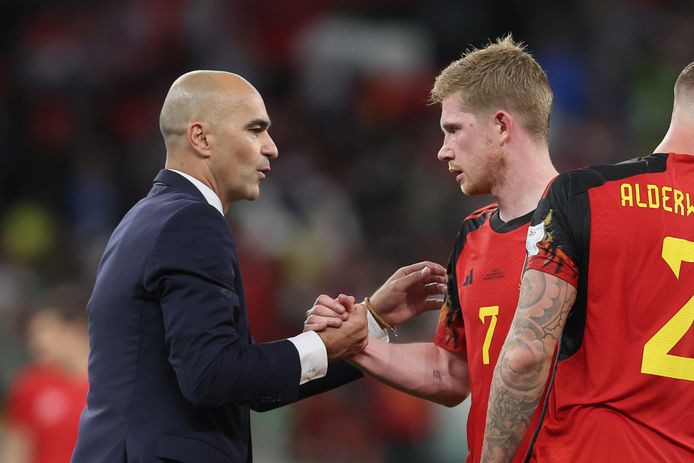 Roberto Martinez (a sinistra) e la star Kevin De Bruyne.