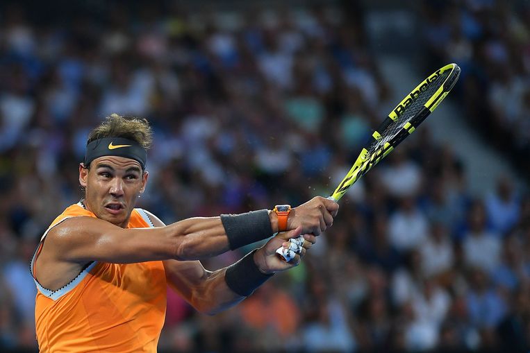 ► Rafael Nadal maakte in de halve finale korte metten met Stefanos Tsitsipas. Hij verloor nog geen set in Melbourne. Beeld Photo News