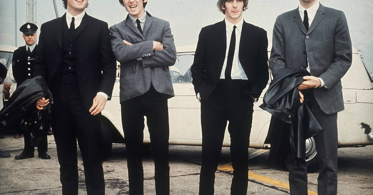 L’ultimo singolo dei Beatles ‘Now and Then’ è in cima alle classifiche del Regno Unito |  musica