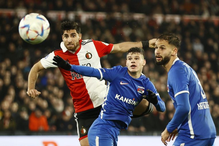 Jahanbakhsh kopt de 1-1 binnen. Beeld PIETER STAM DE JONGE/ANP