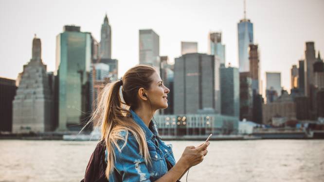 20.000 euro voor een uurtje tv-kijken in Zwitserland? Zo vermijd je een torenhoge gsm-rekening na je vakantie buiten de EU