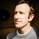 Robert Macfarlane beschrijft helder en elegant wat wandelen met een mens kan doen