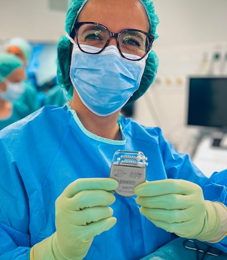 Medisch bedrijf Onward in Eindhoven zet opnieuw grote stap: ‘Plaatsing implantaat dwarslaesiepatiënt voelt als een maanlanding’