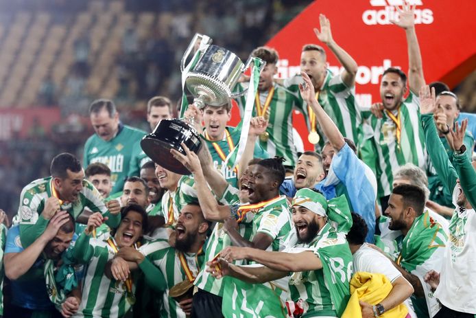 Valencia-reserve Jasper Cillessen ziet werkeloos toe hoe Real Betis pingels Copa del Rey wint | Sport | gelderlander.nl