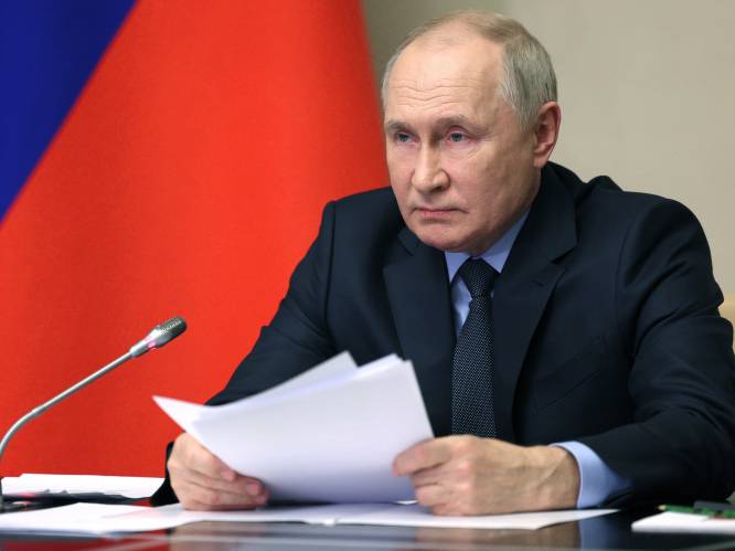 Poetin ondertekent terugtrekking uit verdrag dat kernwapenproeven verbiedt
