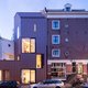 Architect stuitte op een gat in de Jordaan en vulde het met een ‘Japans’ huis