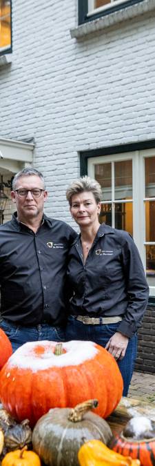 Marc en Jolanda sluiten na 10 jaar deuren van hotel en restaurant in Dalfsen, maar hadden dat liever anders gezien