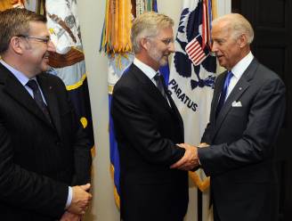 Na tien jaar opnieuw ontmoeting: prins Filip werd koning, vicepresident Joe Biden werd president