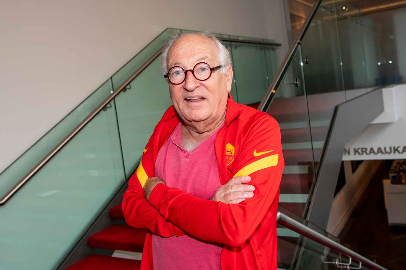 Youp van 't Hek Talkshows, stop met flutonderwerpen en nodig ouders overleden Seb uit Foto