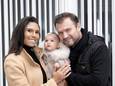 Natassia Van Kerkvoorde en partner Wout Bru met hun dochter Aimée