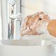 Droge handen door al dat handen wassen? Dit kun je eraan doen