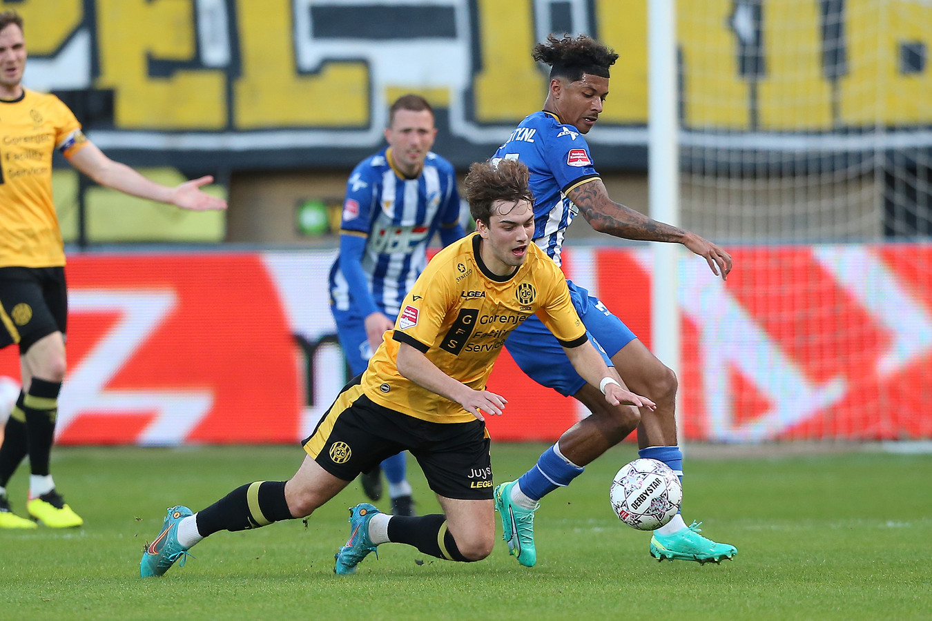 Feest bij FC Eindhoven: ticket voor play-offs binnen na zeldzame zege ...