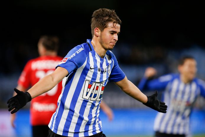 Samy Bourard maakte afgelopen seizoen in 31 officiële duels 13 goals voor FC Eindhoven.