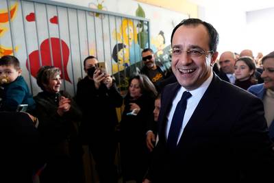 Voormalig buitenlandminister Christodoulides uitgeroepen tot nieuwe president van Cyprus