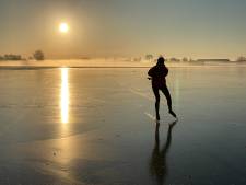 Dit zijn de 15 mooiste winterfoto's uit de regio: van sneeuwtrekker tot spiegelgladde ijsvloer