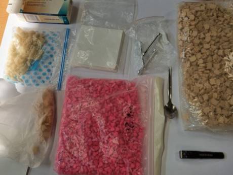Politie vindt drugs in Soesterkwartier: man (43) aangehouden en auto in beslag genomen