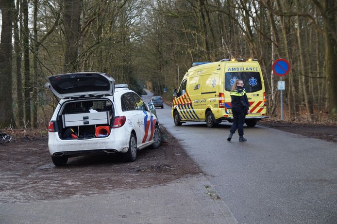 Bij het op ongeluk op het Steegerf in Drunen raakten de automobiliste en de fietser elkaar.
