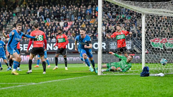 LIVE | De Jong slaat snel na rust weer toe: PSV maakt op emotionele avond gehakt van NEC