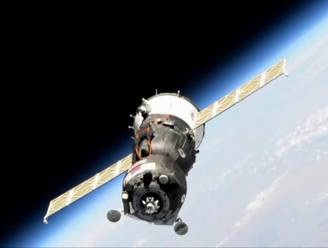 Bemanningsleden ruimtestation ISS maken ongewoon ommetje naar andere koppelingspoort