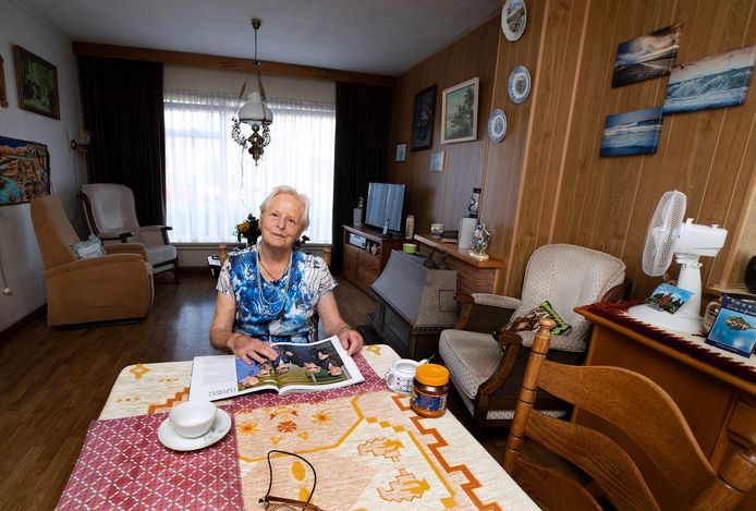 Annie Hendriks woont 65 jaar in dezelfde huurwoning. ,,Verhuizen? Ik moet er niet aan denken."