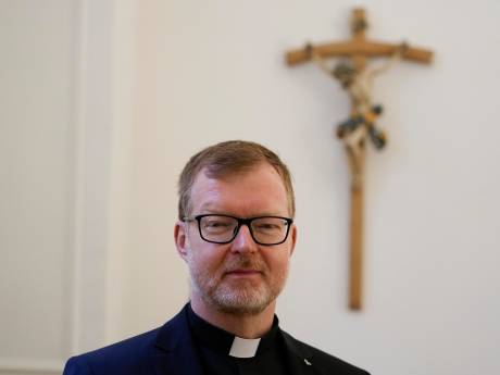 Onderzoek seksueel misbruik in katholieke kerk uitgebreid: ook naar volwassen slachtoffers kijken