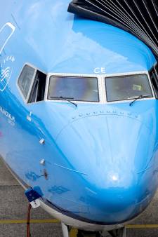 KLM scherpt klimaatdoelen aan, milieuclubs noemen aanpassing ‘wassen neus’