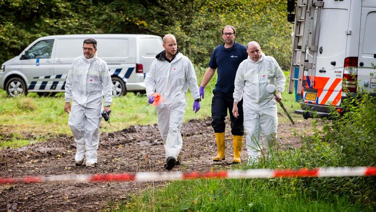 De politie in de omgeving van het Bulderpad in Zeewolde. Beeld anp