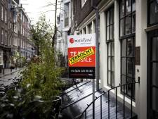 Huizenprijs voor het eerst sinds lange tijd gedaald: ‘Lichte bries door oververhitte woningmarkt’