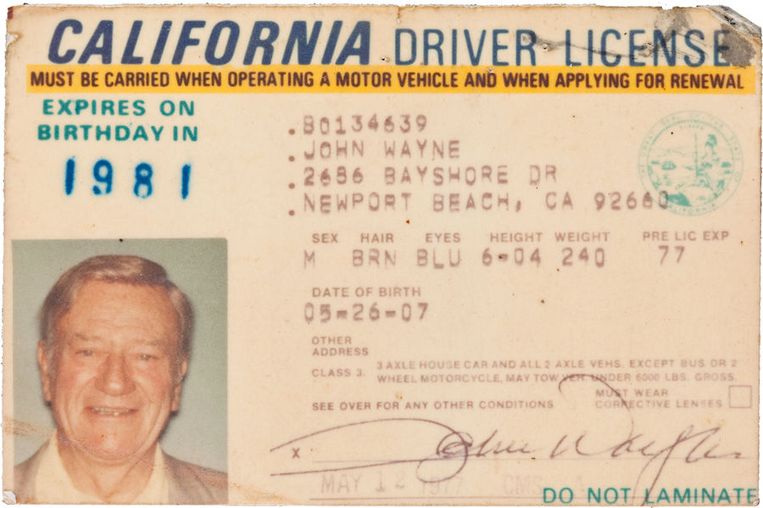Het laatste rijbewijs van John Wayne werd voor ruim 89.000 dollar geveild. Beeld ap