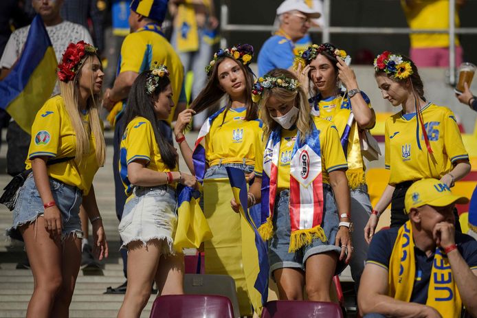 Oekraïense supporters in Boekarest.