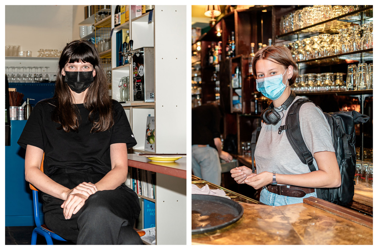 Lisa De Brouwere en Kim Delarea reageren op de mondmaskerversoepeling. Beeld Igor Van De Poel