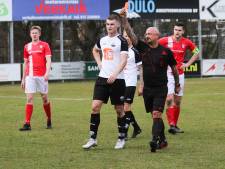 Eenzijdige ‘Slag om Rijswijk’ en trouwcadeau voor Te Werve-speler: lees hier alles over het amateurvoetbal