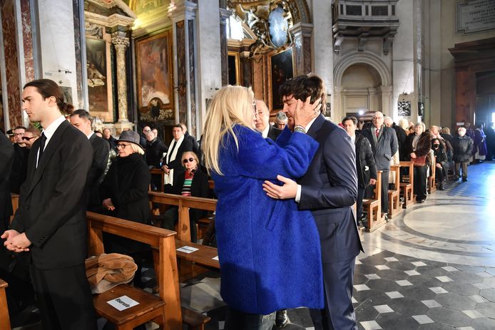 Andrea Piazzola ai funerali di Gina Lollobrigida