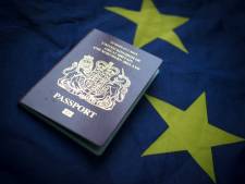 Hoe de brexit ook mét deal levens in de war schopt: ‘Ik ben straks mijn paspoort kwijt’