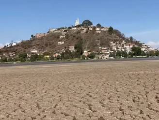 KIJK. Toeristisch meer in Mexico verandert door droogte in 'woestijn’
