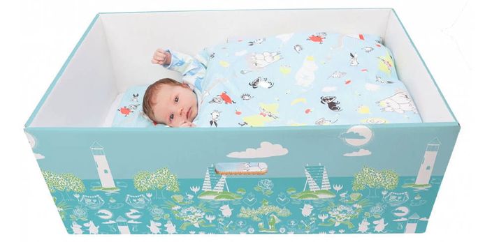 Baby's die slapen in een doos, in Finland is dat de normaalste zaak van de wereld.